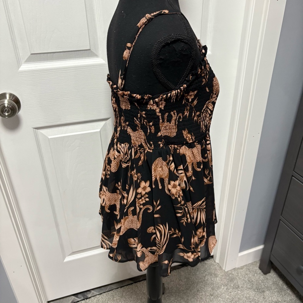 Torrid Top - Picture 2 of 8